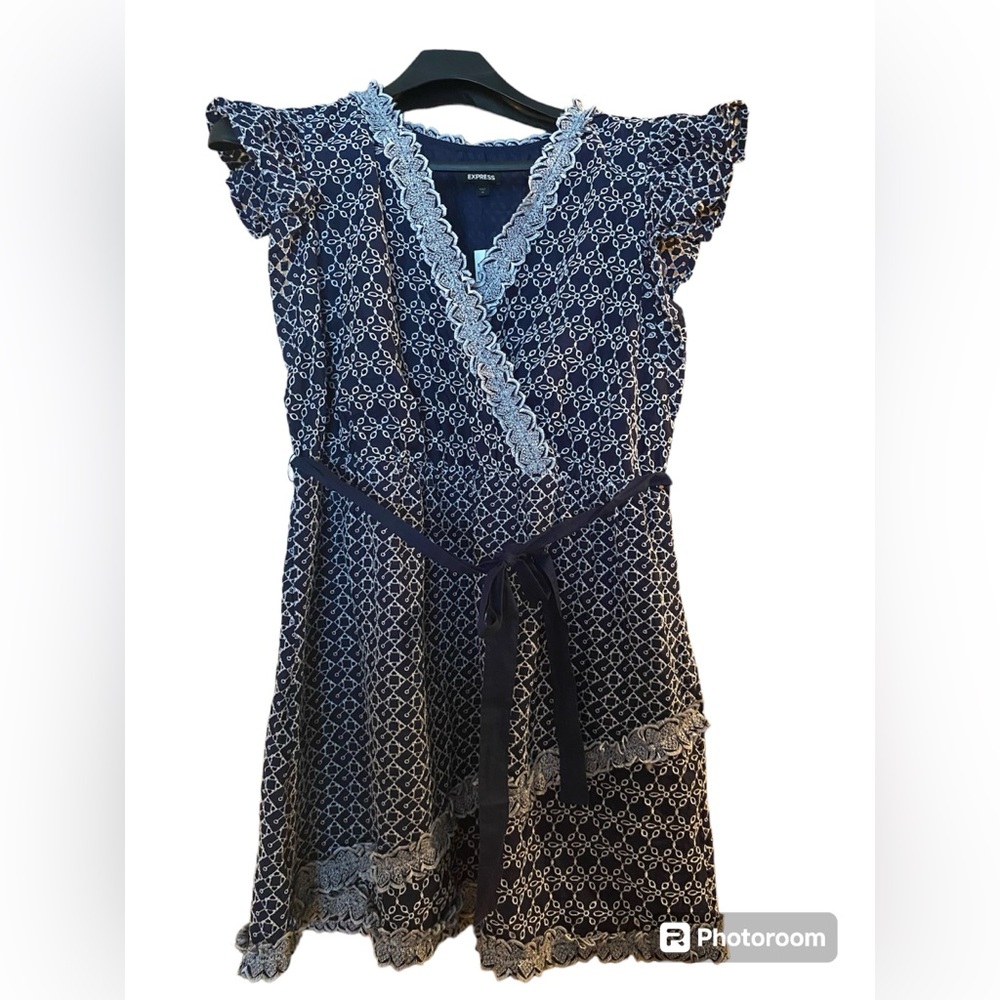 Express lace dress. Gorgeous